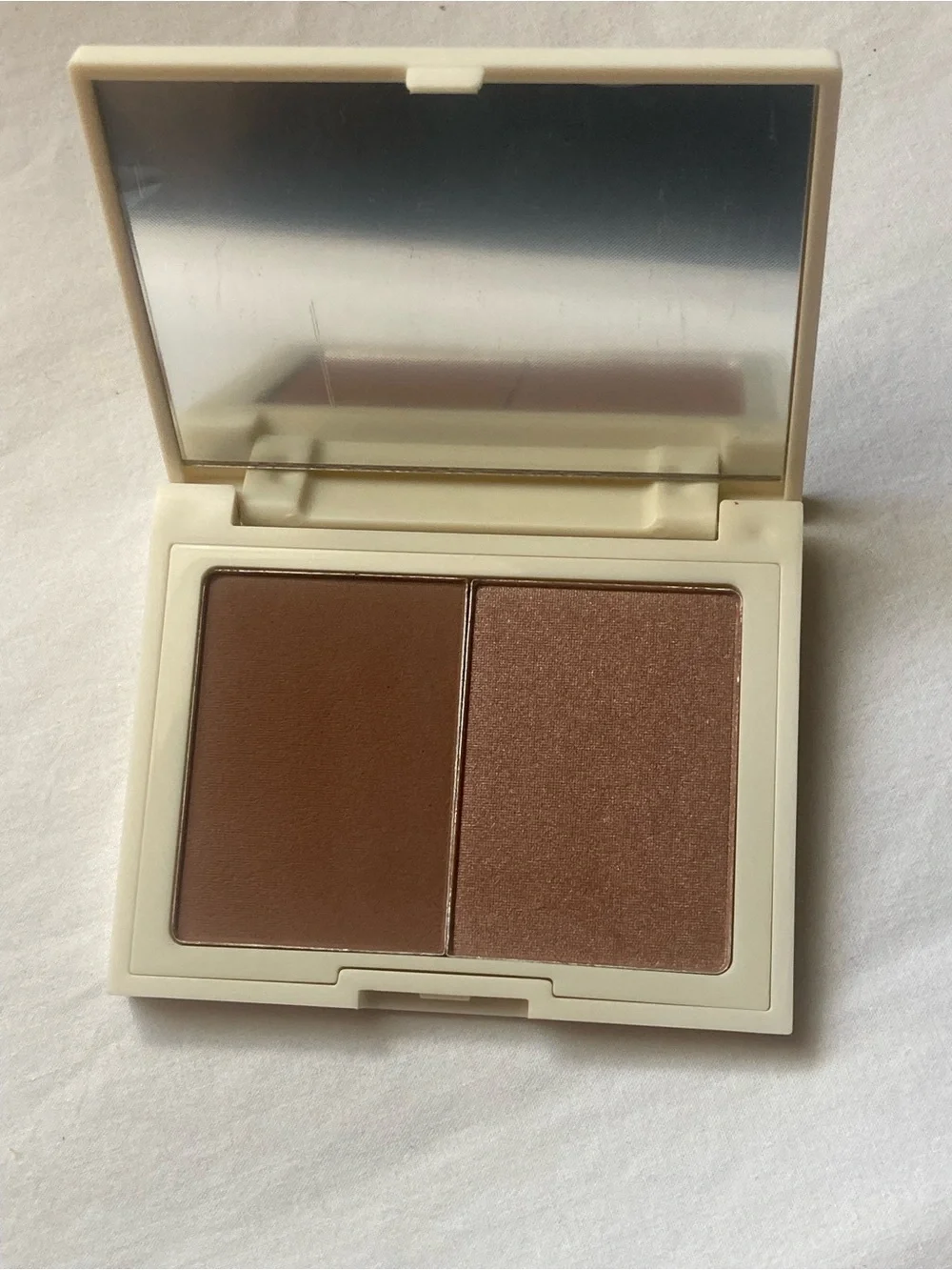 Beauty for Real Bronzer Duo Palette - Shade ‘Here Comes the Sun’ - New in Box